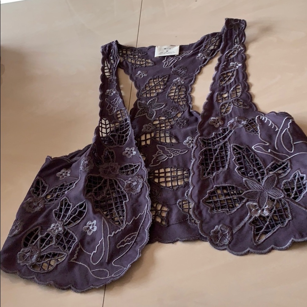 Woman vest